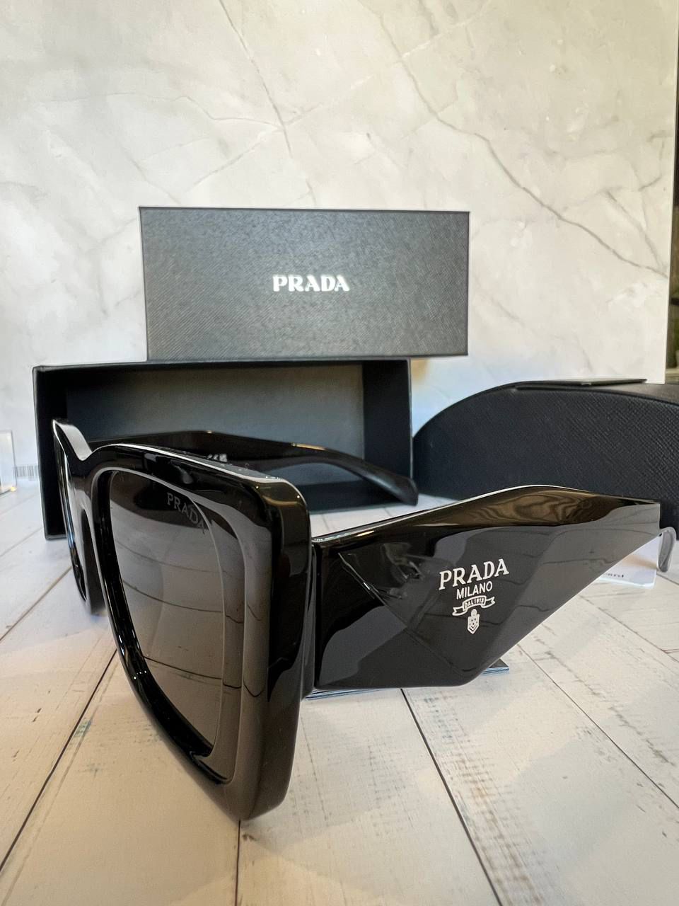 Prada Black Edition Mulher