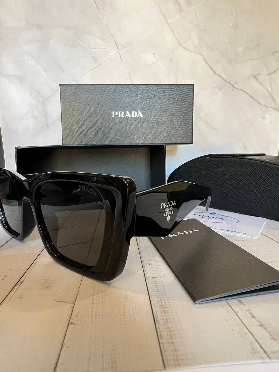 Prada Black Edition Mulher