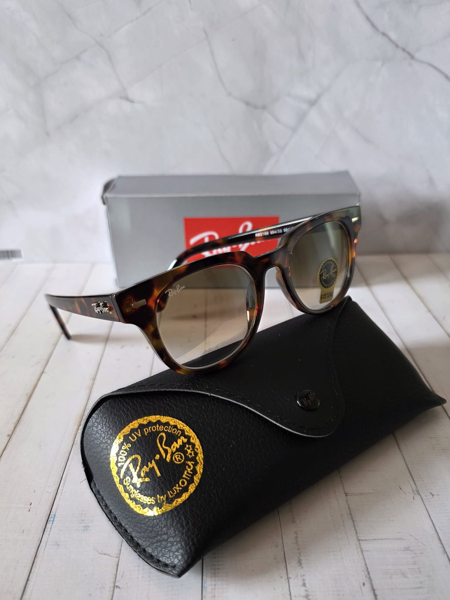 Ray-Ban Meteor Classic – Tartaruga com Lentes B-15