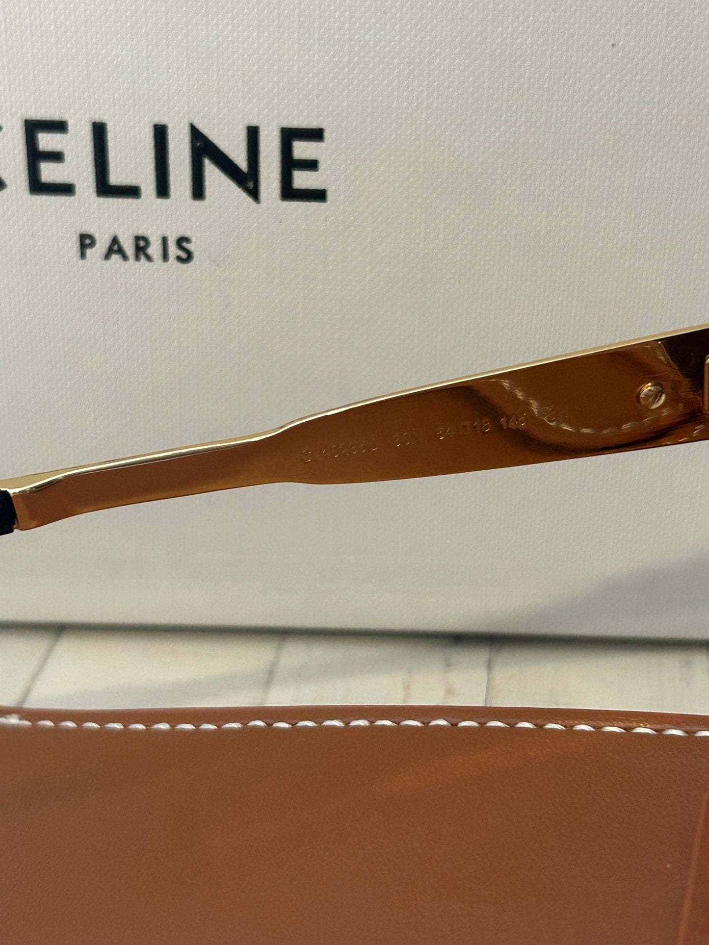 Óculos Celine Hexagonais Dourados Lente Verde Preta Premium