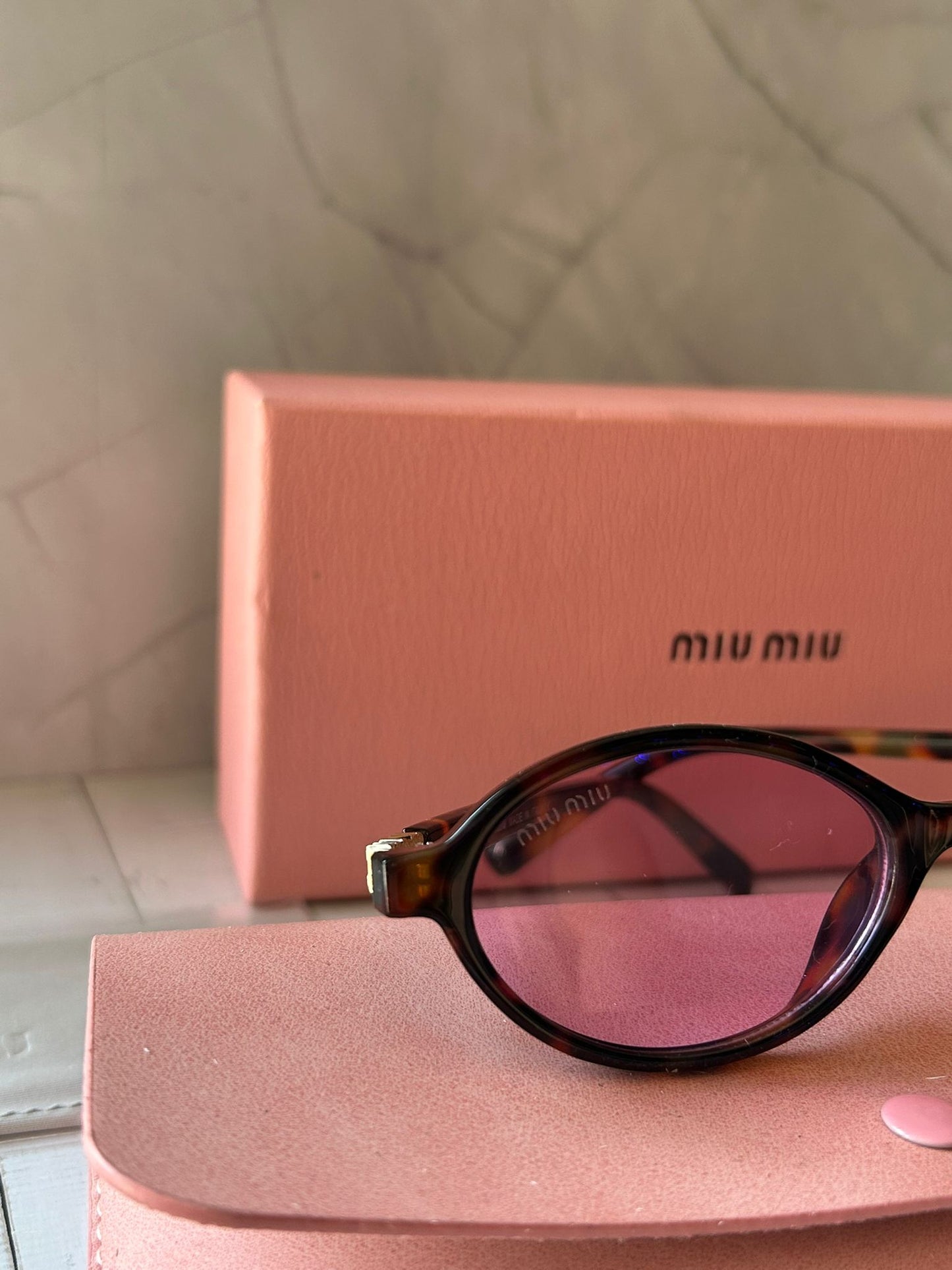Miu Miu Vintage Tartaruga 5519- Lente Rosa👩