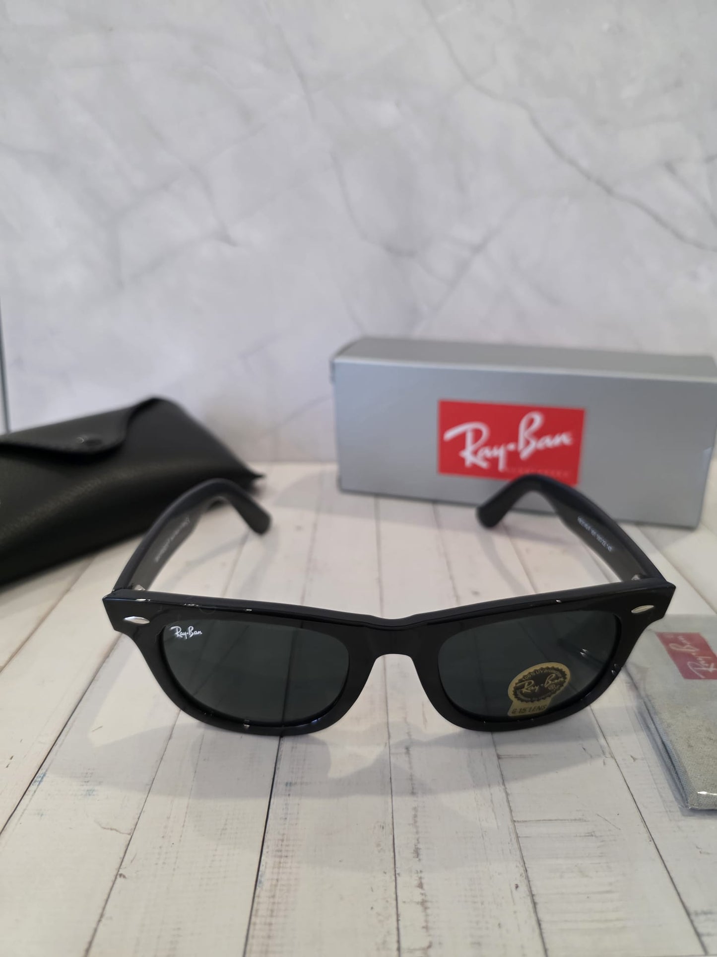 Ray-Ban Wayfarer Classic (RB2140-F)