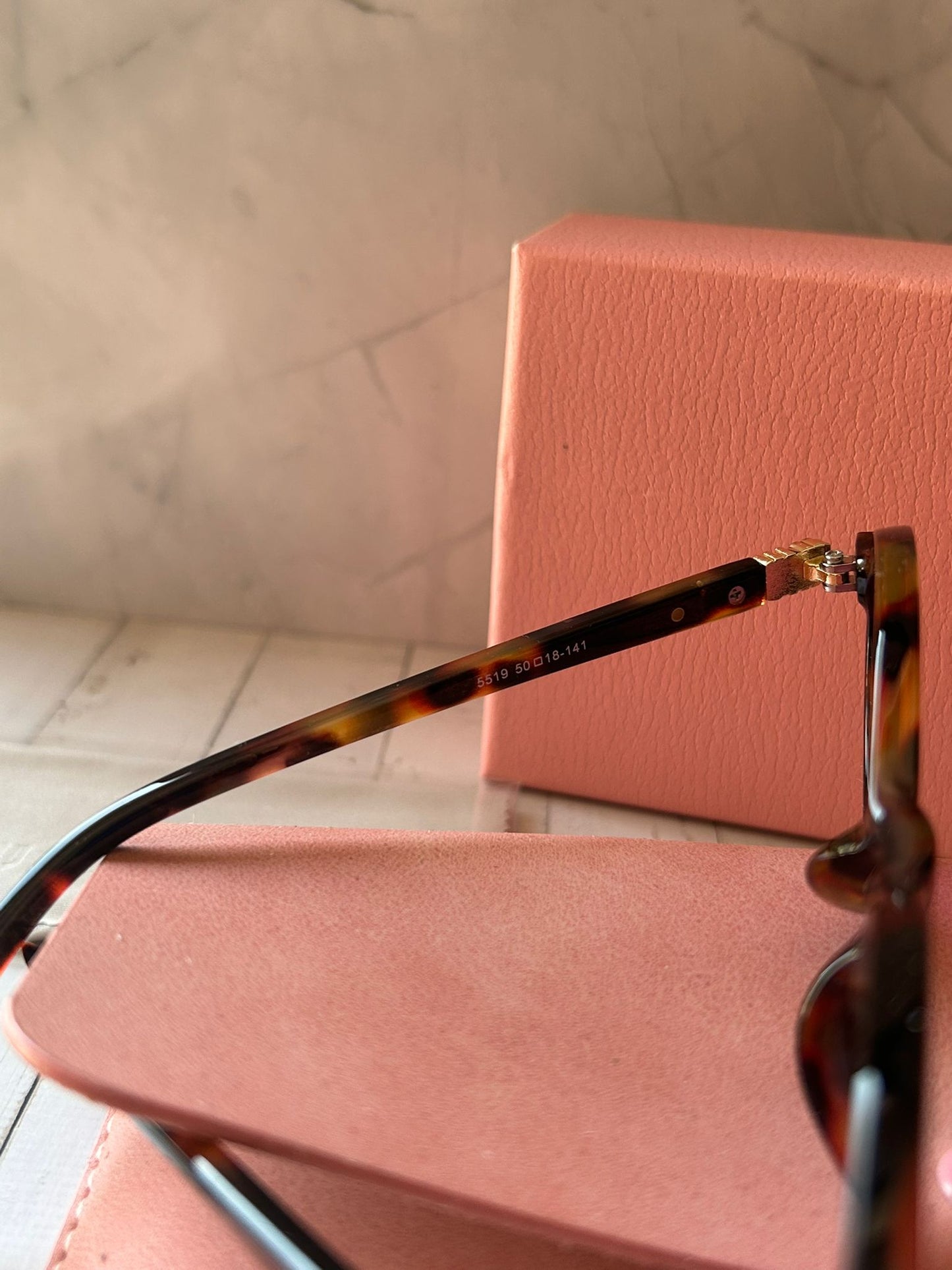Miu Miu Vintage Tartaruga 5519- Lente Rosa👩