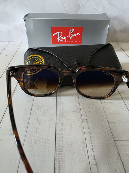 Ray-Ban Meteor Classic – Tartaruga com Lentes B-15
