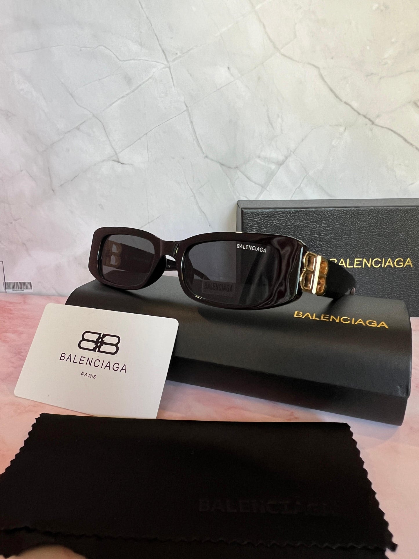 Balenciaga 🧔👩