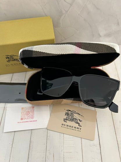 Burberry Heritage Black 👩🧔